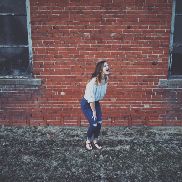 Meet your Posher, Rachel - Picture 1 of 4